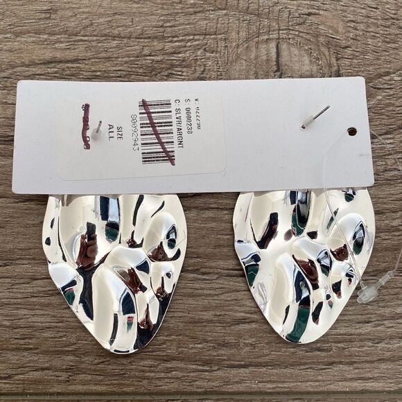 Urban Outfitters Coraline Silver tone Abstract Oversized Statement Earrings - Picture 4 of 4